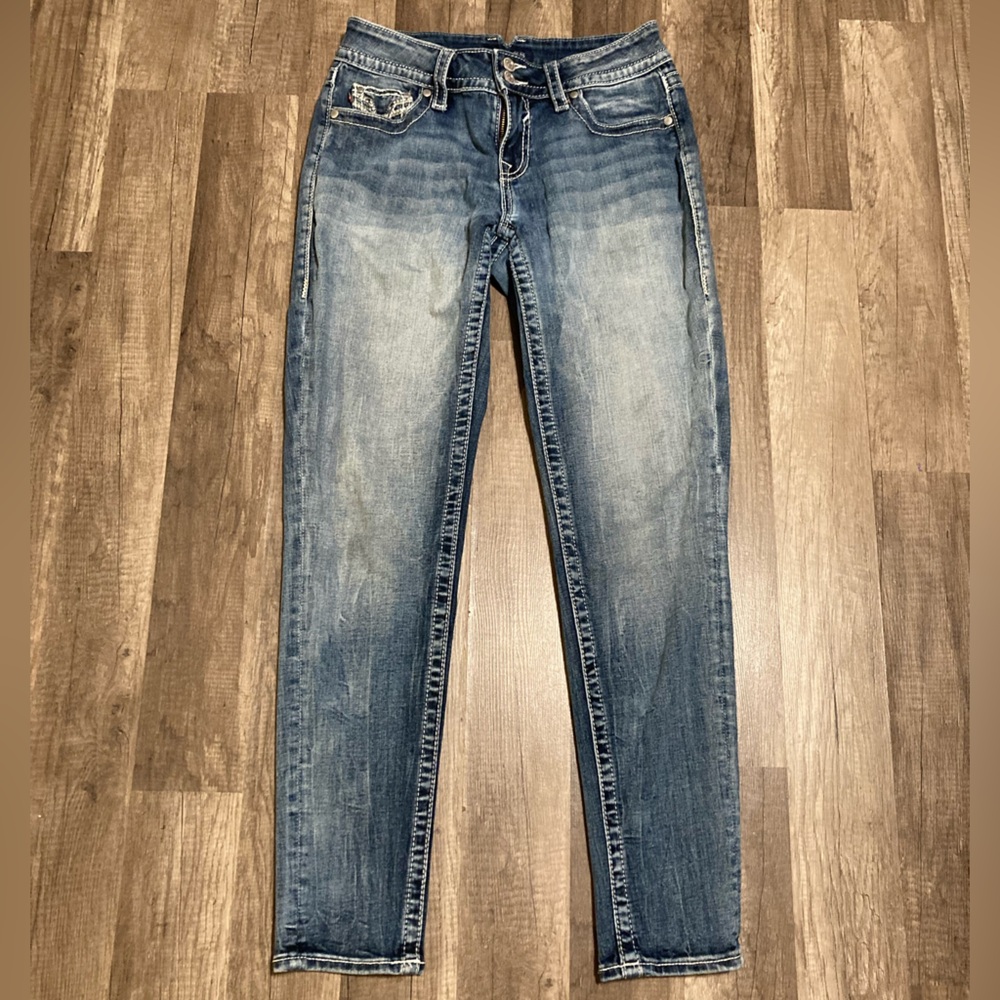 Vigoss Women’s Faded Skinny Jeans